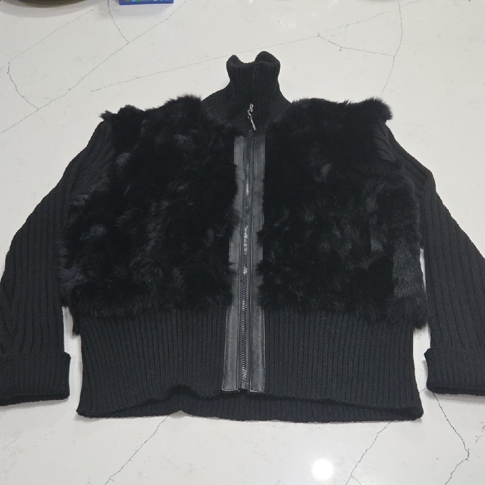 Jennyfer J Black Genuine  Fur Turtleneck Sweater Sz 3X Gentle Used